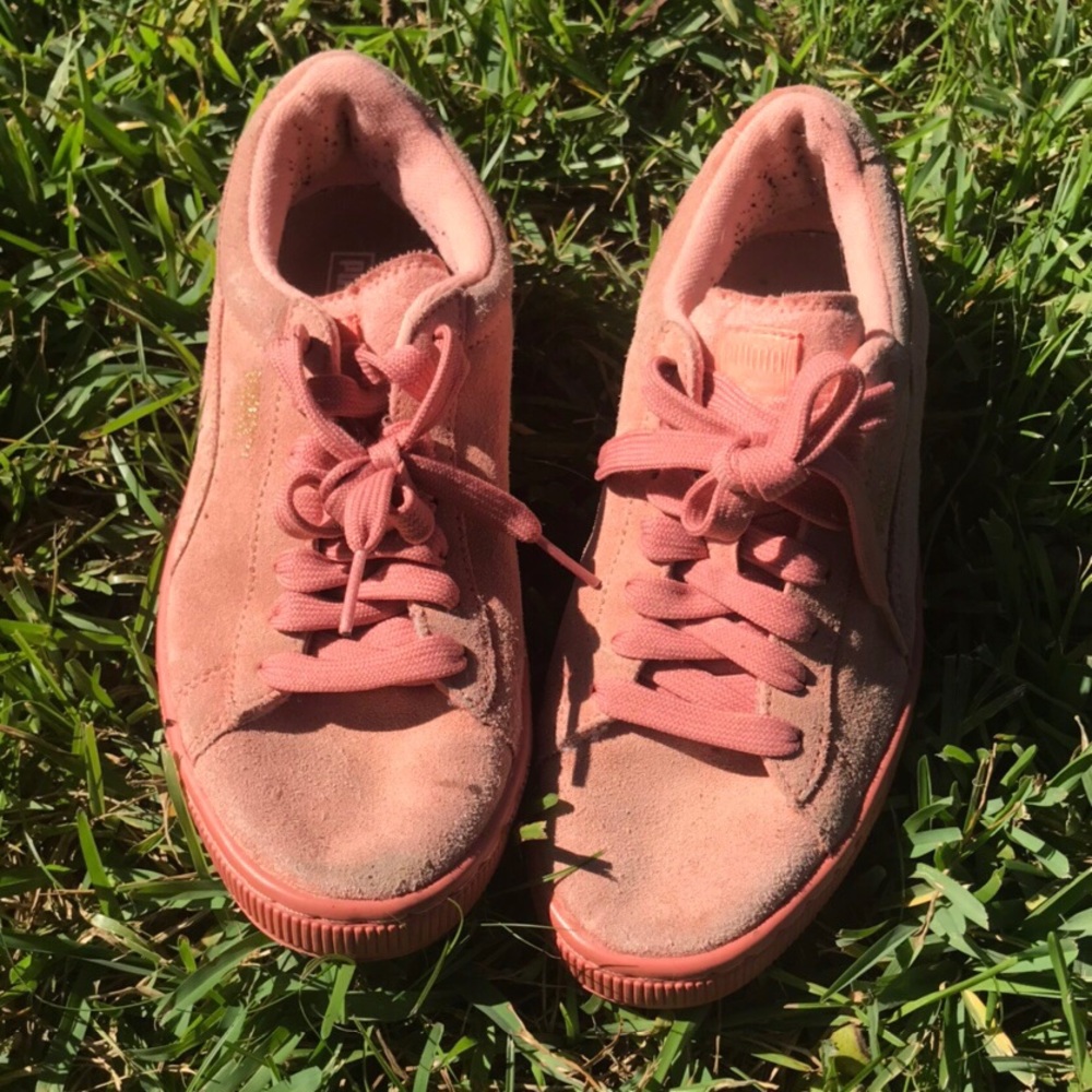 Pink Women’s Pumas